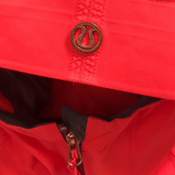 Lululemon Right As Rain Jacket Coral Hood Soft Shell Coat Trench Waterproof Zip - Picture 4 of 15